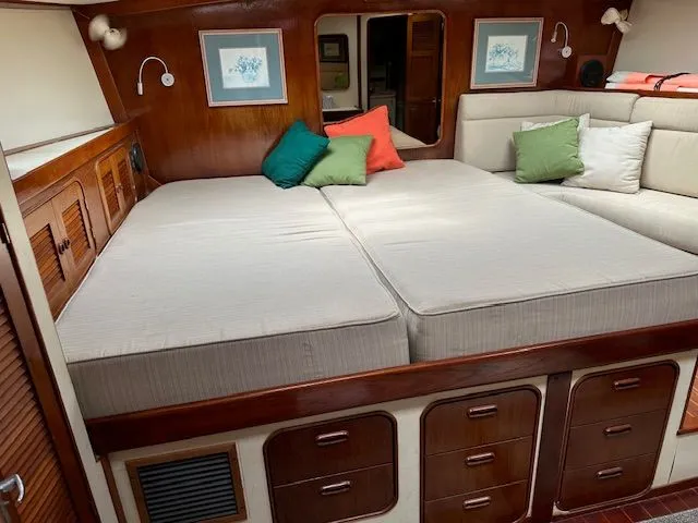 Emerald Lady Yacht Photos Pics 