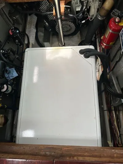 Emerald Lady Yacht Photos Pics 