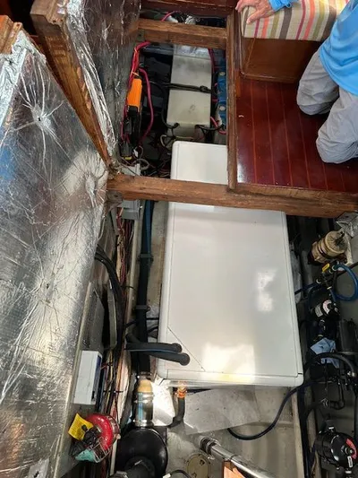 Emerald Lady Yacht Photos Pics 