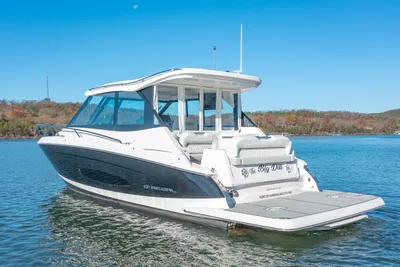 Regal 36 Grande Coupe