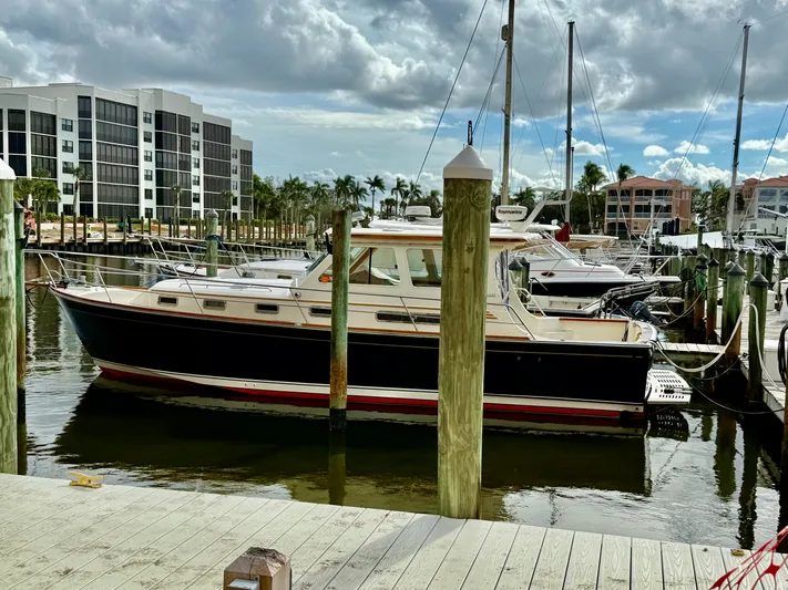 Gulf Kart Lll Yacht Photos Pics 