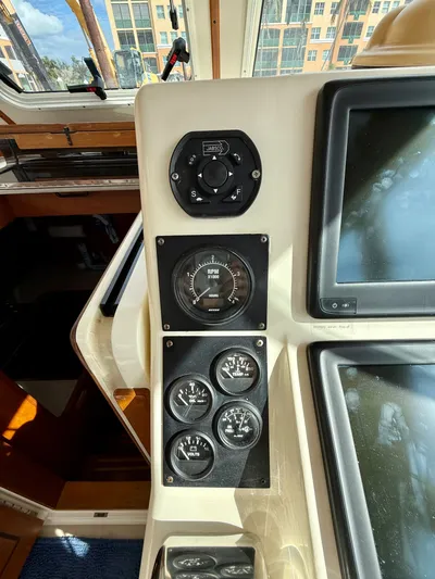 Gulf Kart Lll Yacht Photos Pics 