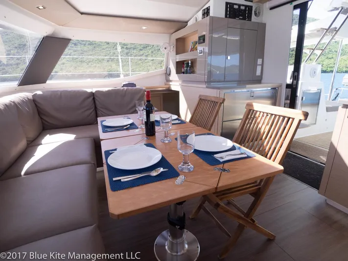 Blue Kite Yacht Photos Pics 