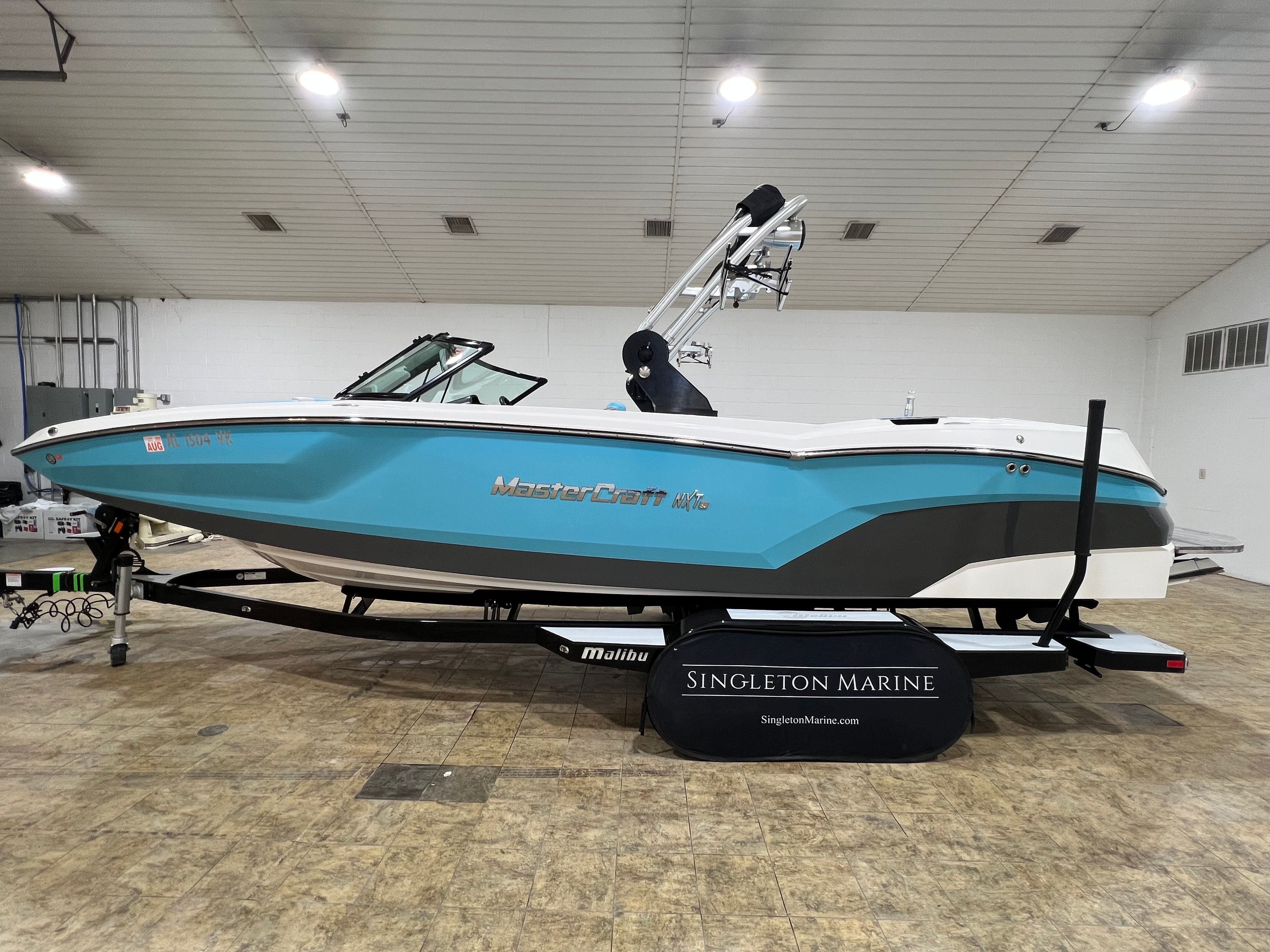 MasterCraft NXT24