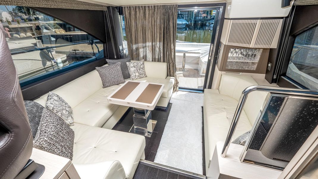 2017 Azimut 50 Flybridge