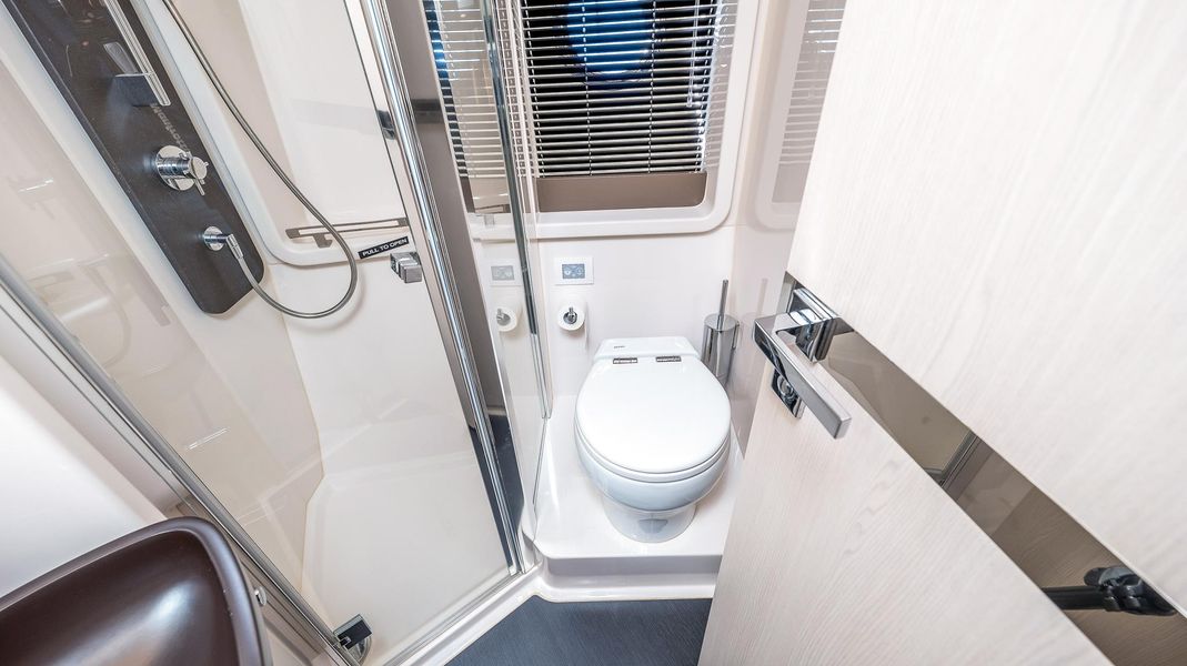 2017 Azimut 50 Flybridge