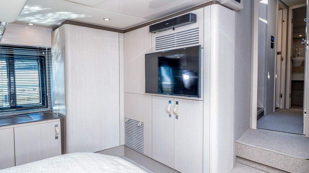 2017 Azimut 50 Flybridge
