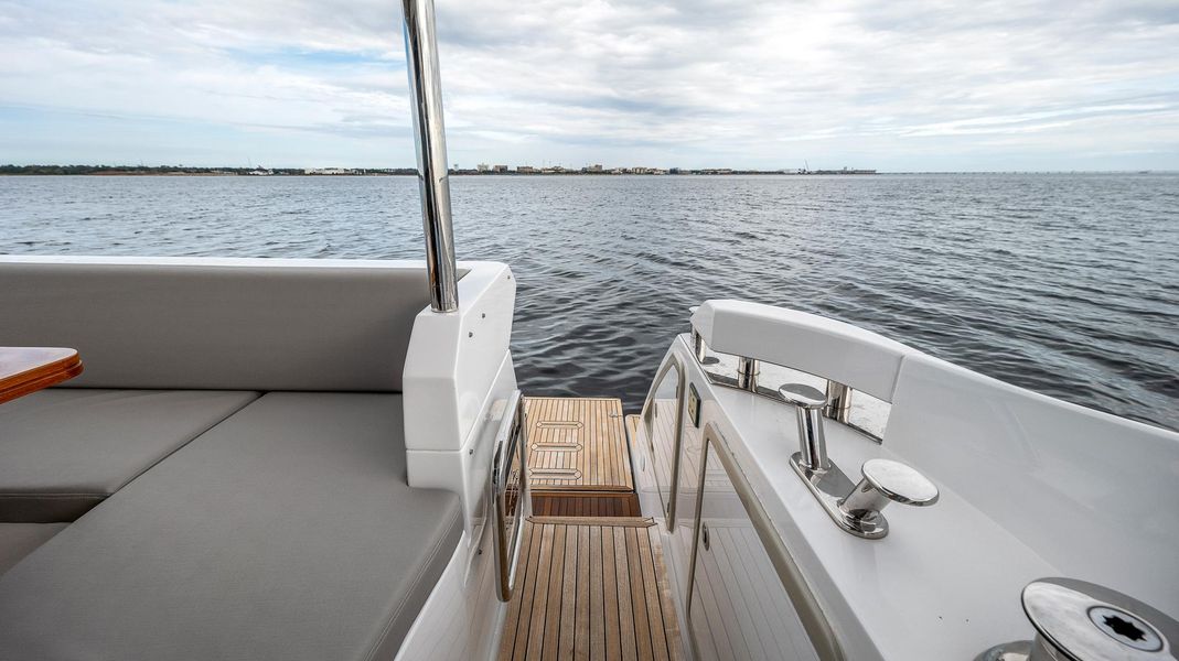 2017 Azimut 50 Flybridge