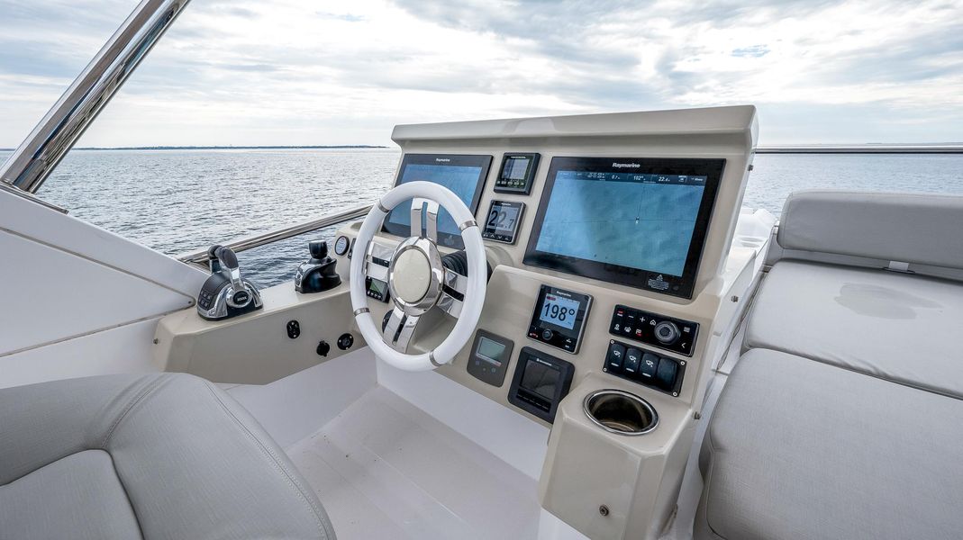 2017 Azimut 50 Flybridge