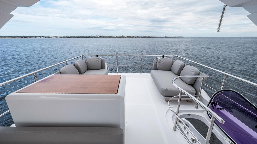 2017 Azimut 50 Flybridge