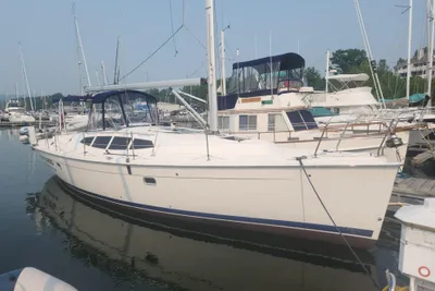Hunter 39