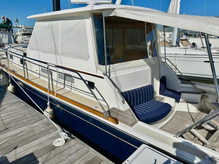 Relentless Yacht Photos Pics 