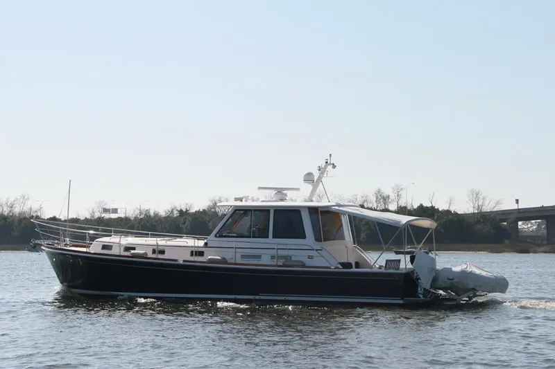 Relentless Yacht Photos Pics 