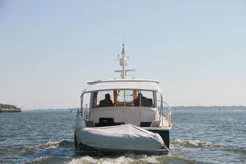 Relentless Yacht Photos Pics 