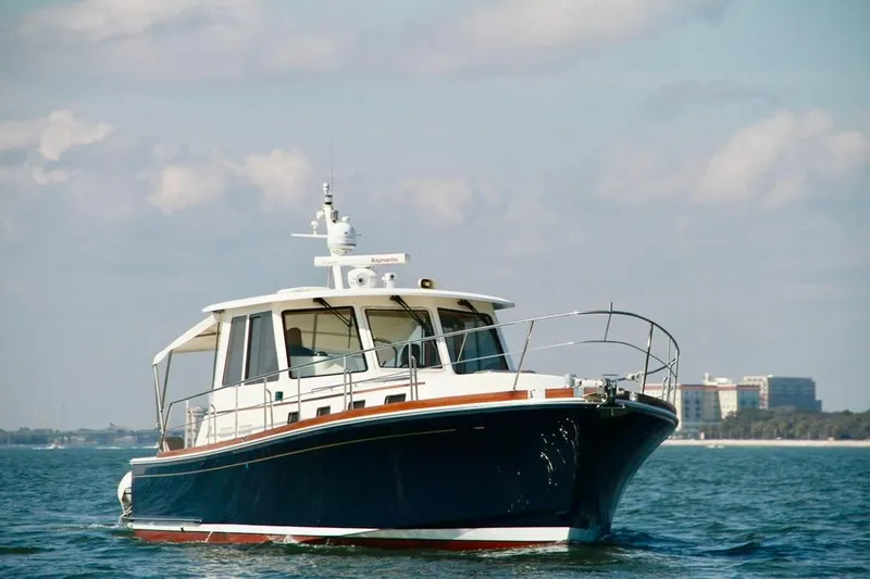 Relentless Yacht Photos Pics 