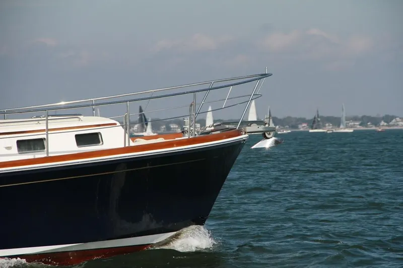 Relentless Yacht Photos Pics 