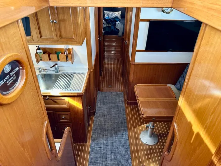 Relentless Yacht Photos Pics 