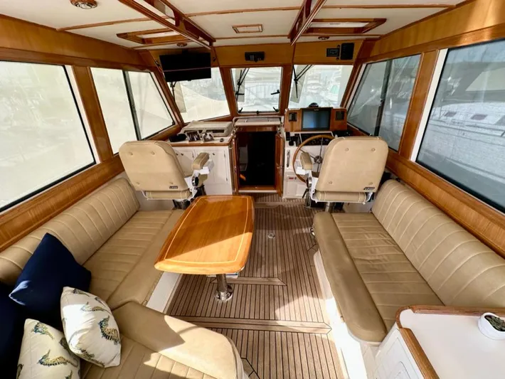 Relentless Yacht Photos Pics 