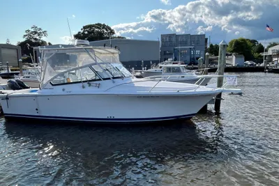 Luhrs 28 Open