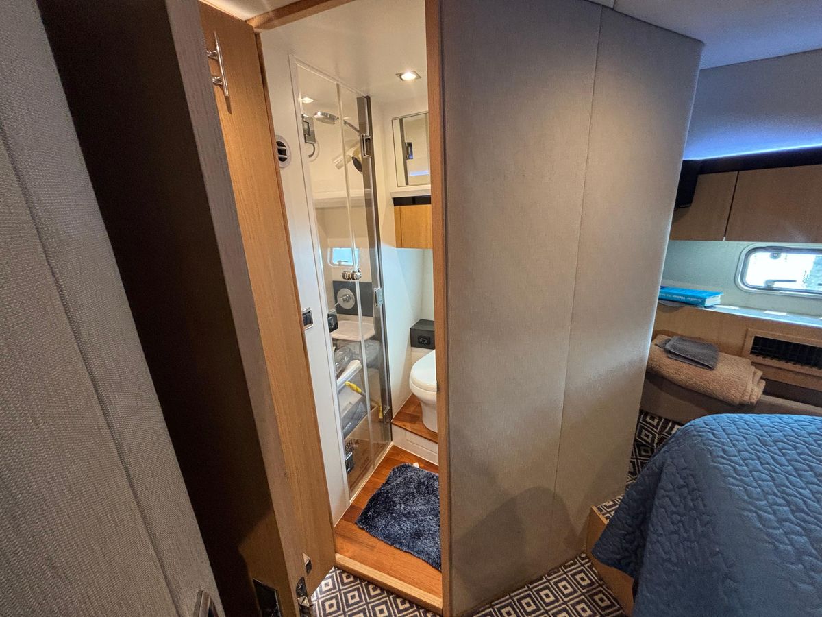 2015 Fairline 42 