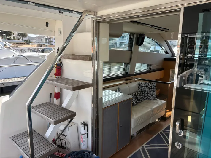 Sawbones Yacht Photos Pics 