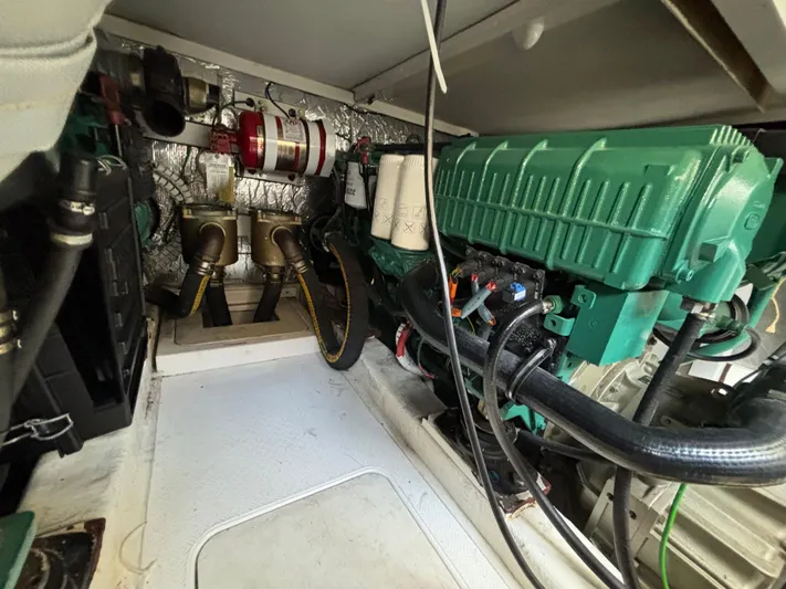 Sawbones Yacht Photos Pics 