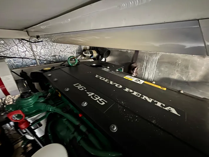 Sawbones Yacht Photos Pics 