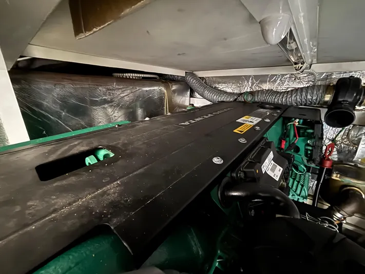 Sawbones Yacht Photos Pics 