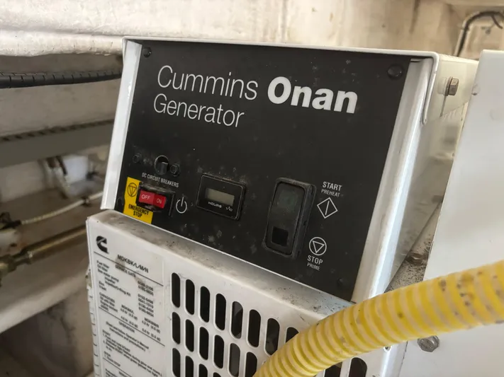 Sawbones Yacht Photos Pics 