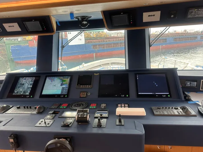 Seven Seas Yacht Photos Pics 