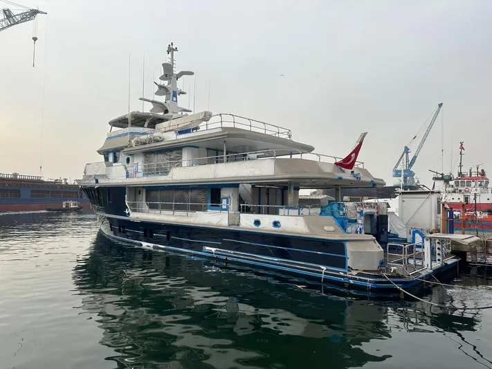 Seven Seas Yacht Photos Pics 