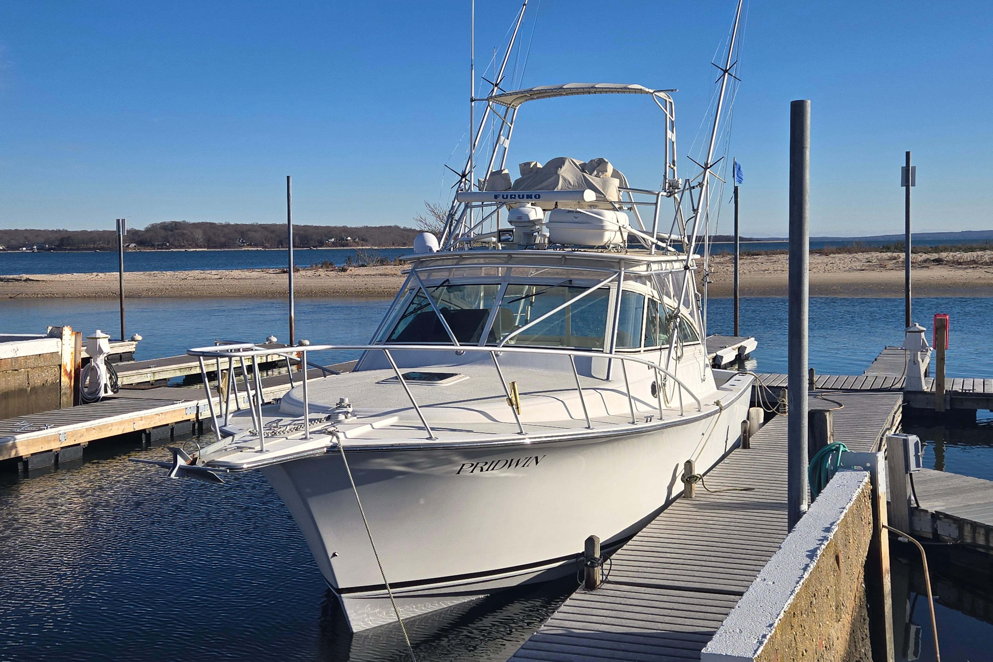 Henriques 35 Flybridge