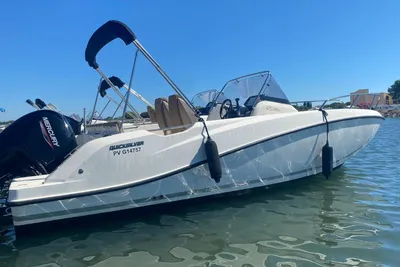 2023 Quicksilver Activ 675 Open