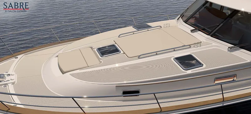  Yacht Photos Pics S51SE Foredeck