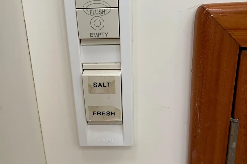 Spirit Yacht Photos Pics Control panel with flush, salt, and fresh water options on a 2001 Cabo Rico Northeast 400.