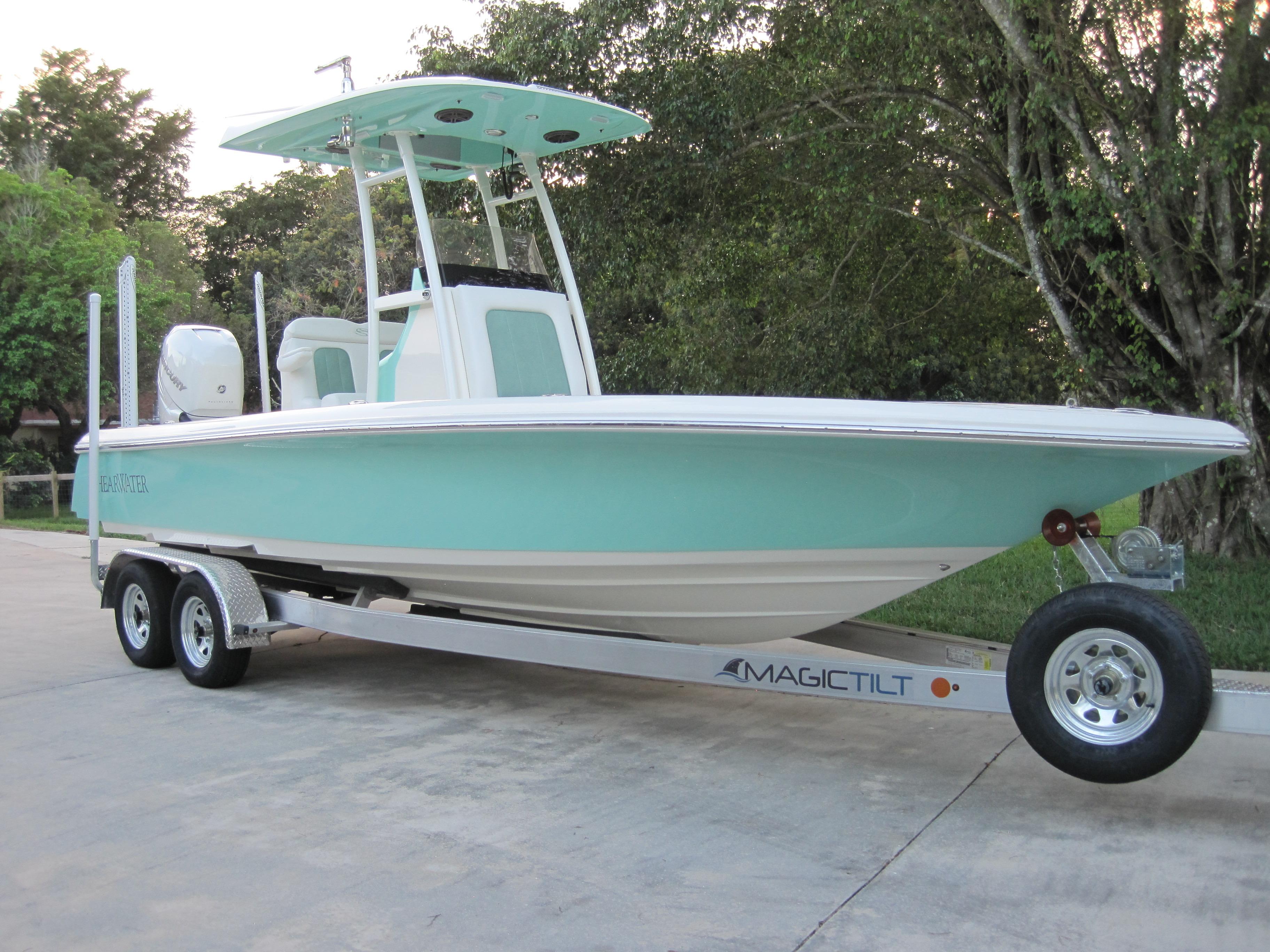 2021 ShearWater 250 Carolina Bay Bay for sale YachtWorld