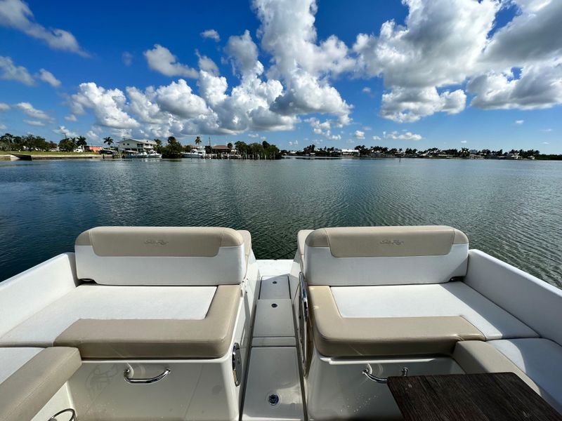 2013 Sea Ray 370 Venture