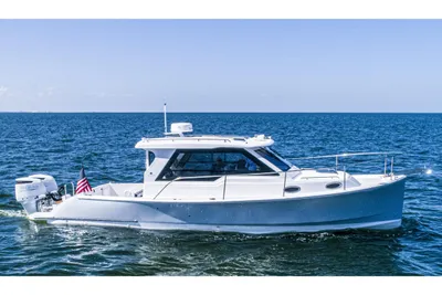 True North 34 Outboard Express