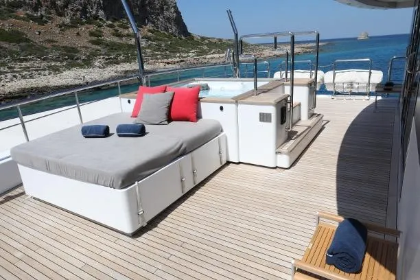 Tribu Yacht Photos Pics TRIBU Explorer superyacht 50m Mondomarine 2007