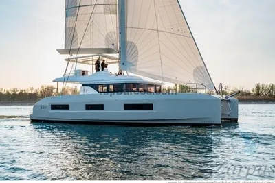 2025 Lagoon 55