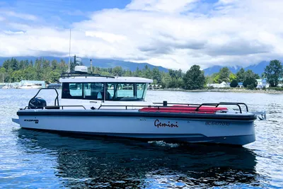 Axopar Cabin-Aft Cabin