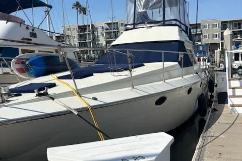 Group Therapy Yacht Photos Pics 1988 Neptune 45 Sedan 'Group Therapy'