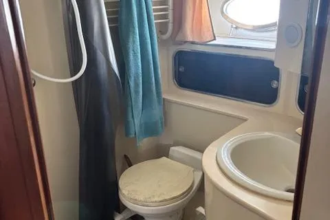 Group Therapy Yacht Photos Pics Head 1