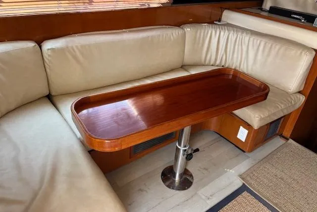 Group Therapy Yacht Photos Pics Convertible Dinette