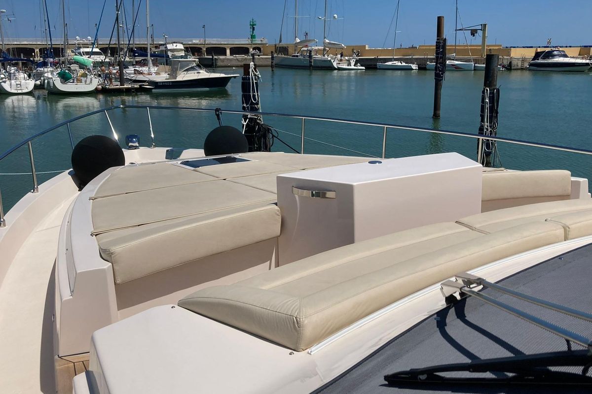 2011 Cayman Yachts 63 