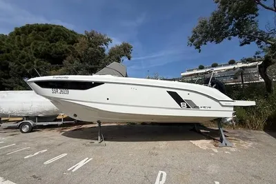 2019 Beneteau Flyer 8 SUNdeck
