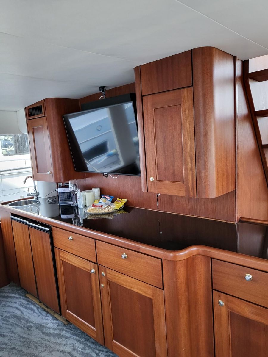 2005 Pacific Mariner 65 