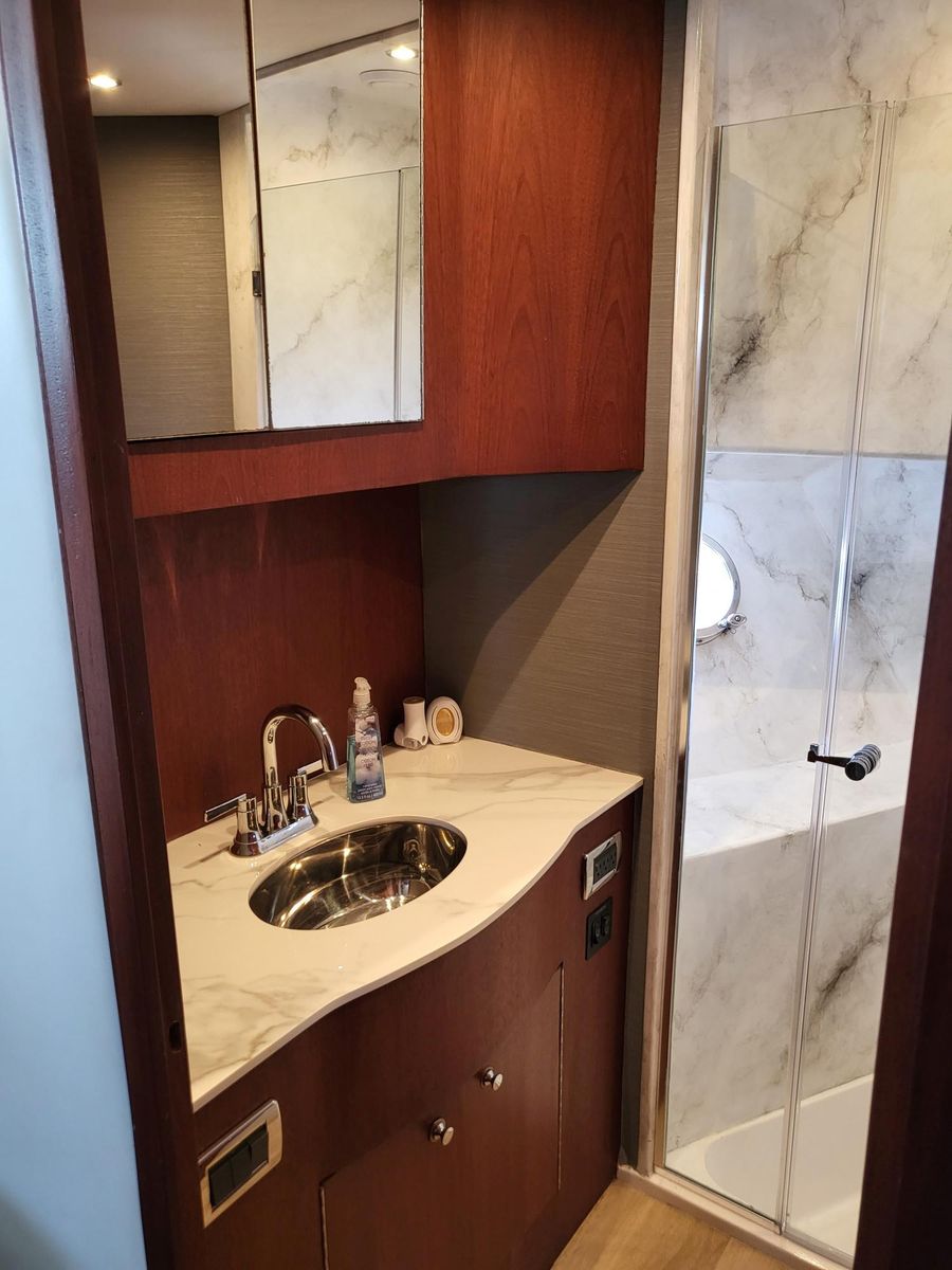 2005 Pacific Mariner 65 