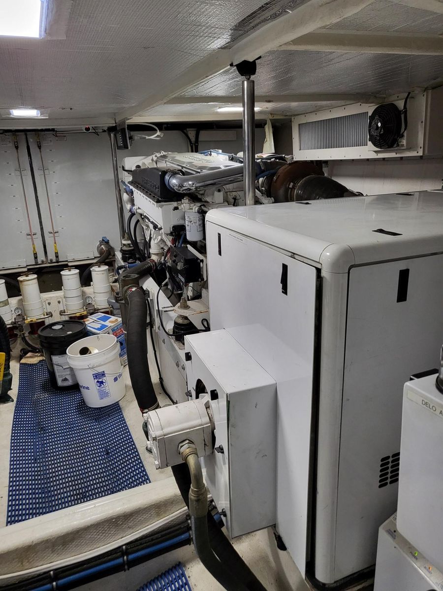 2005 Pacific Mariner 65 