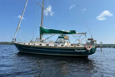 Pacific Seacraft Crealock 44